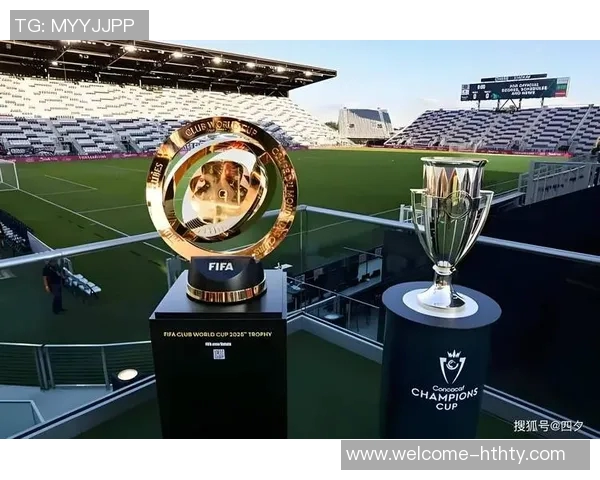 扎霍球迷向球场投掷毛绒玩具捐赠患病儿童荣获FIFA球迷奖