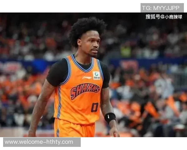 古德温砍下16分5板全力争抢篮板力求在角色中闪耀光芒